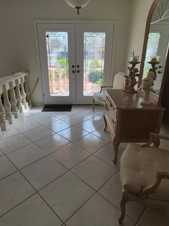 For Sale: $775,000 (3 beds, 2 baths, 2125 Square Feet)