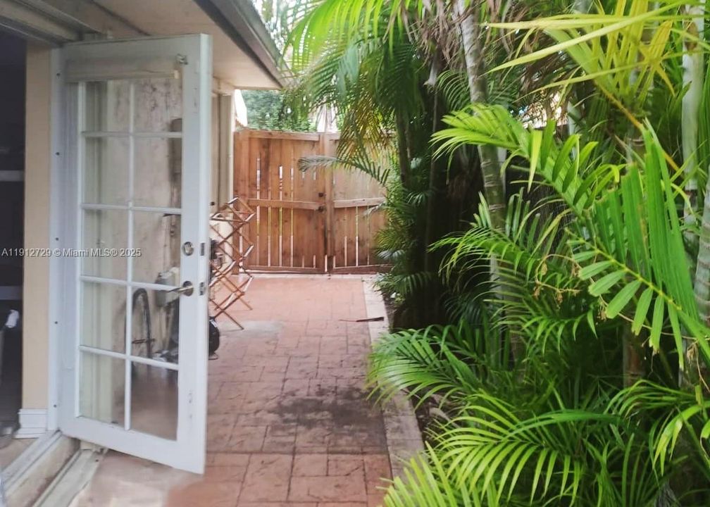 Activo con contrato: $500,000 (3 camas, 2 baños, 1276 Pies cuadrados)