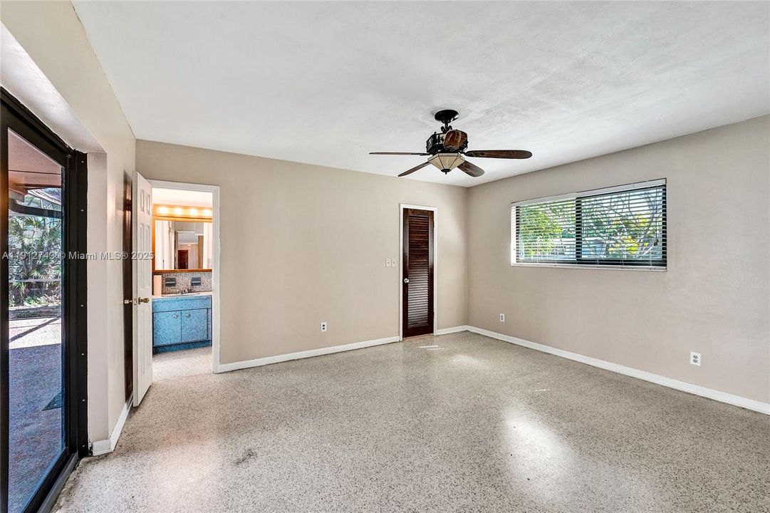 Active With Contract: $549,900 (3 beds, 2 baths, 1637 Square Feet)