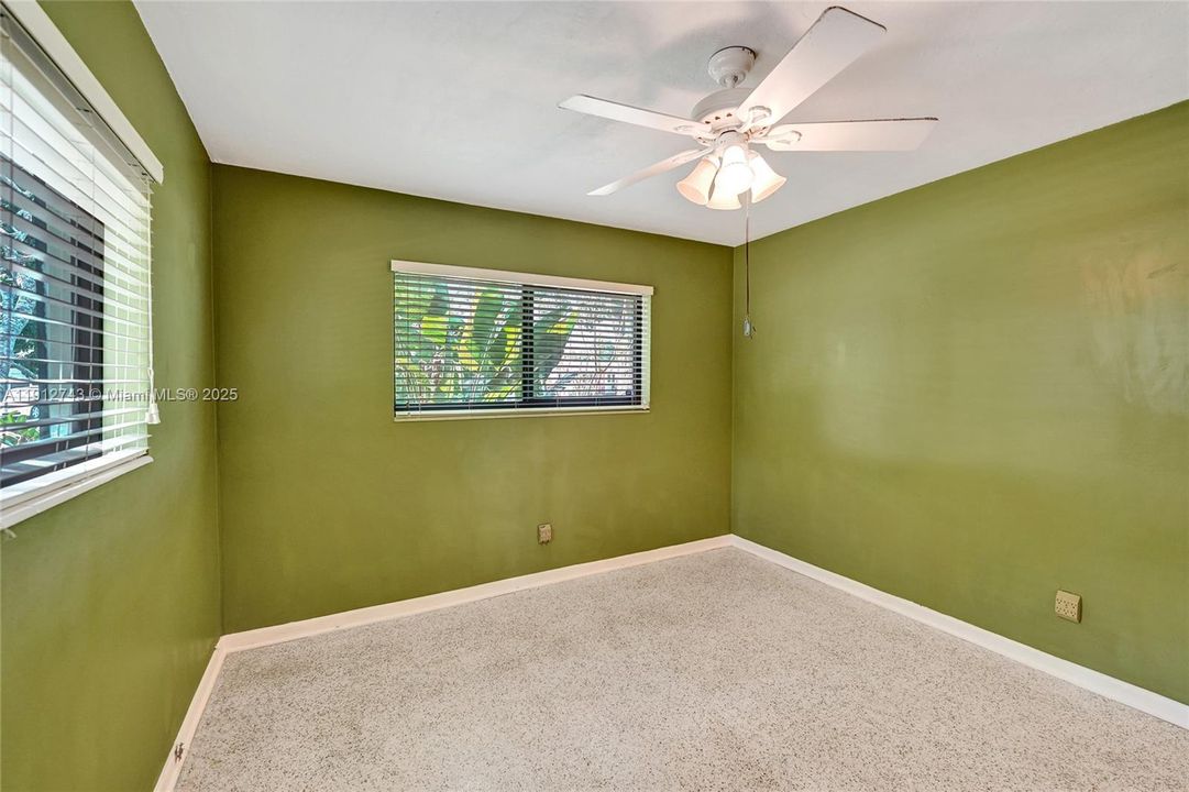 Active With Contract: $549,900 (3 beds, 2 baths, 1637 Square Feet)