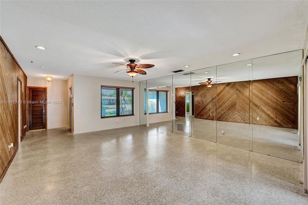 Active With Contract: $549,900 (3 beds, 2 baths, 1637 Square Feet)