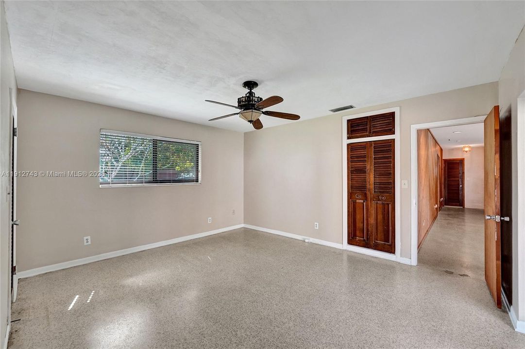 Active With Contract: $549,900 (3 beds, 2 baths, 1637 Square Feet)