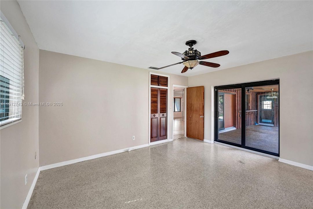 Active With Contract: $549,900 (3 beds, 2 baths, 1637 Square Feet)