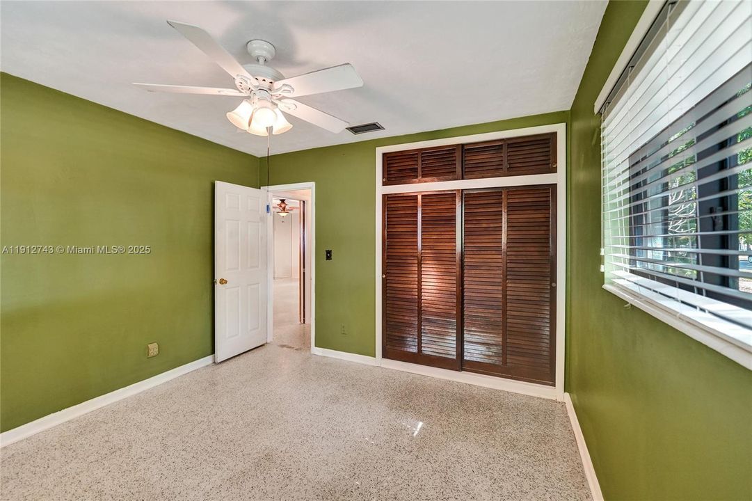 Active With Contract: $549,900 (3 beds, 2 baths, 1637 Square Feet)