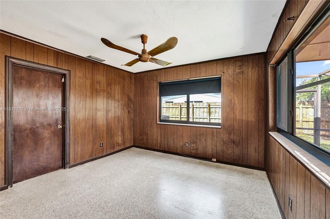 Active With Contract: $549,900 (3 beds, 2 baths, 1637 Square Feet)