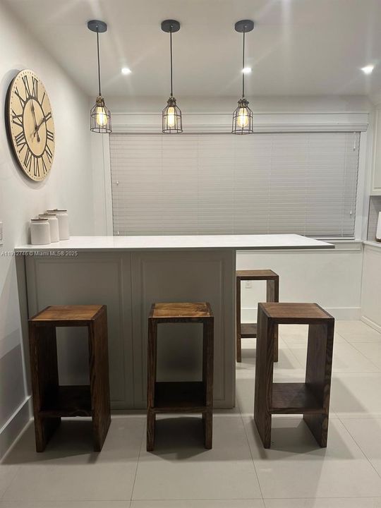 Recientemente alquilado: $2,590 (2 camas, 2 baños, 1005 Pies cuadrados)