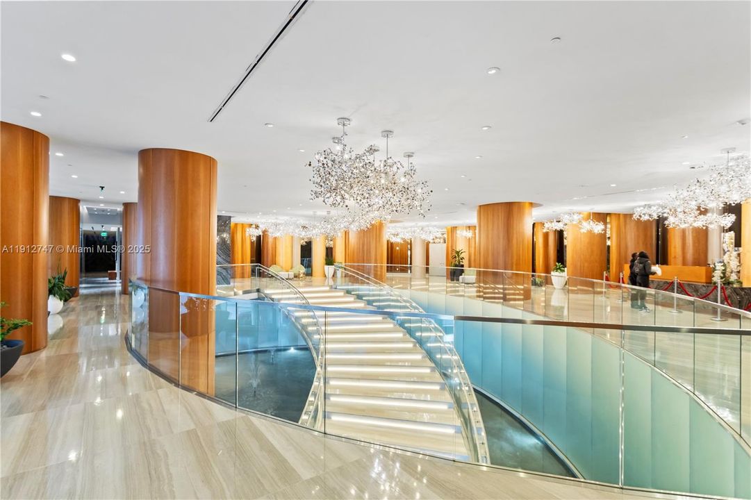 待售: $799,000 (2 贝兹, 2 浴室, 1178 平方英尺)