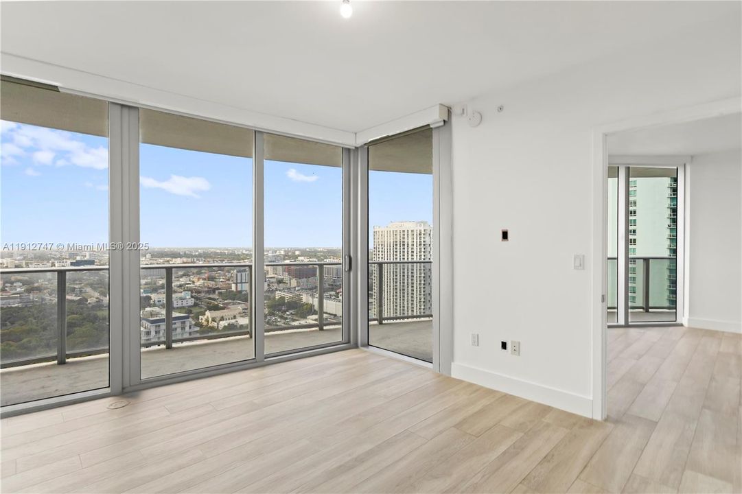 待售: $799,000 (2 贝兹, 2 浴室, 1178 平方英尺)