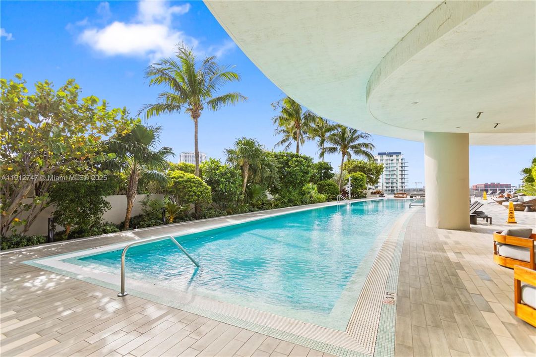 待售: $799,000 (2 贝兹, 2 浴室, 1178 平方英尺)