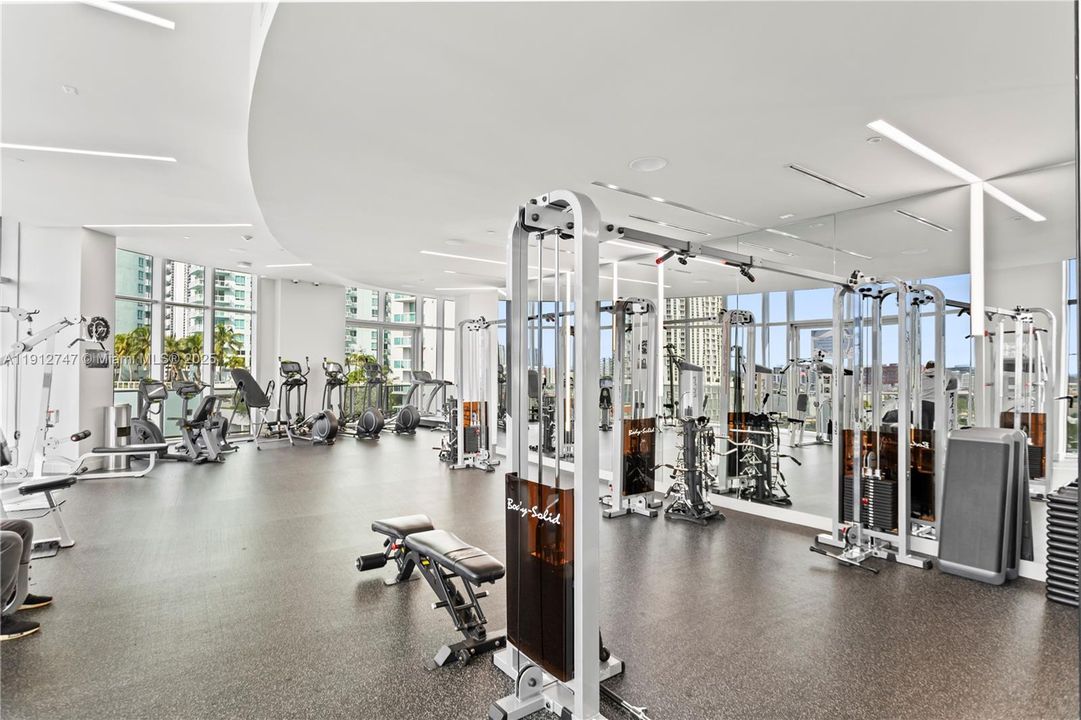 待售: $799,000 (2 贝兹, 2 浴室, 1178 平方英尺)