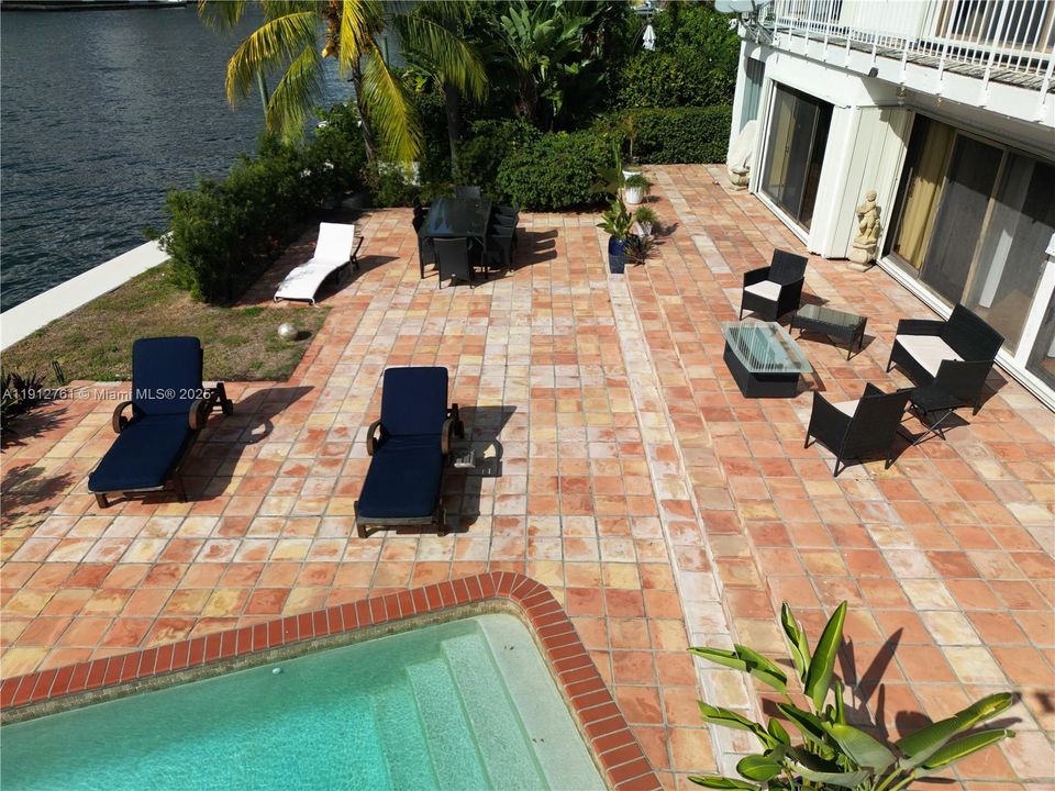 For Sale: $10,700,000 (6 beds, 5 baths, 5012 Square Feet)