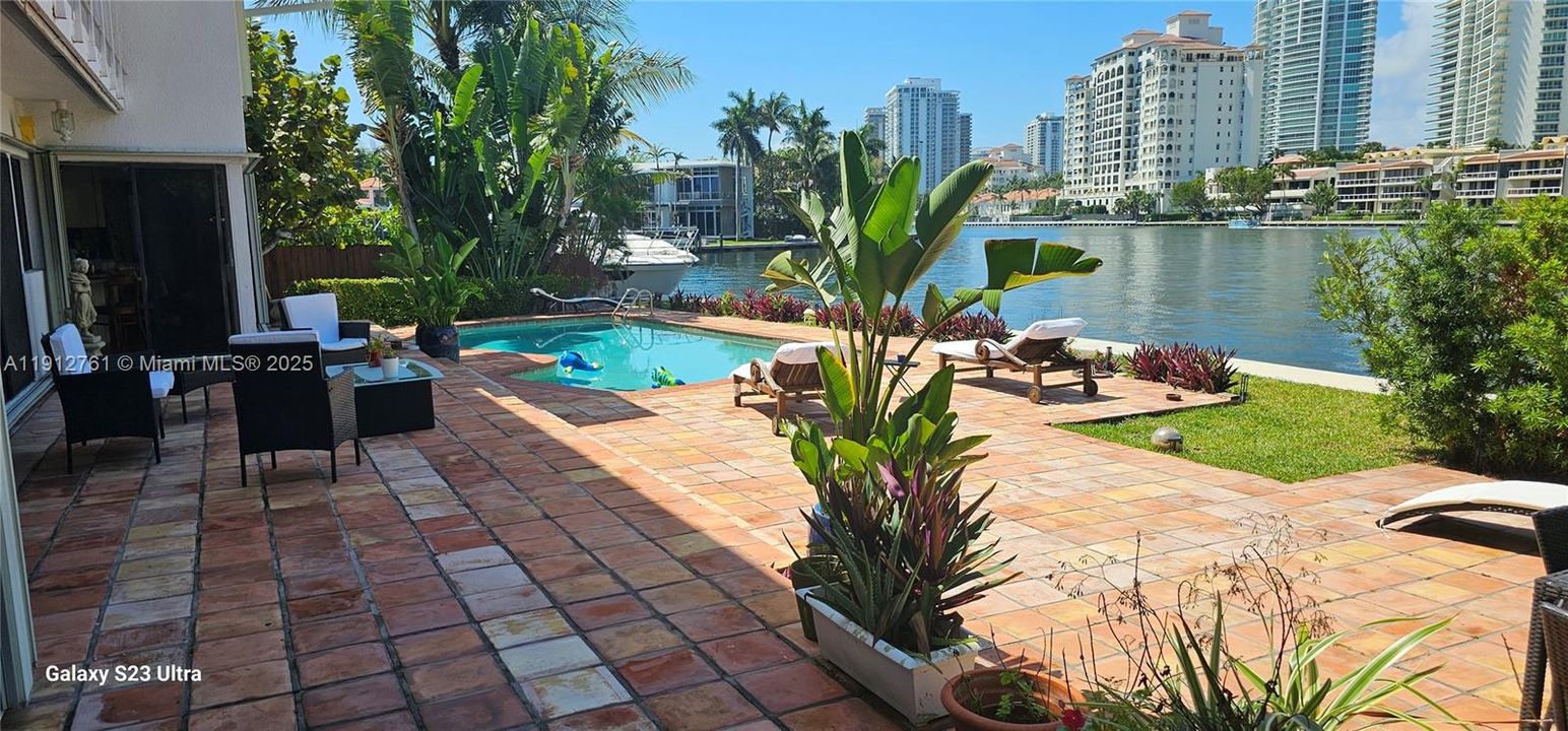 For Sale: $10,700,000 (6 beds, 5 baths, 5012 Square Feet)