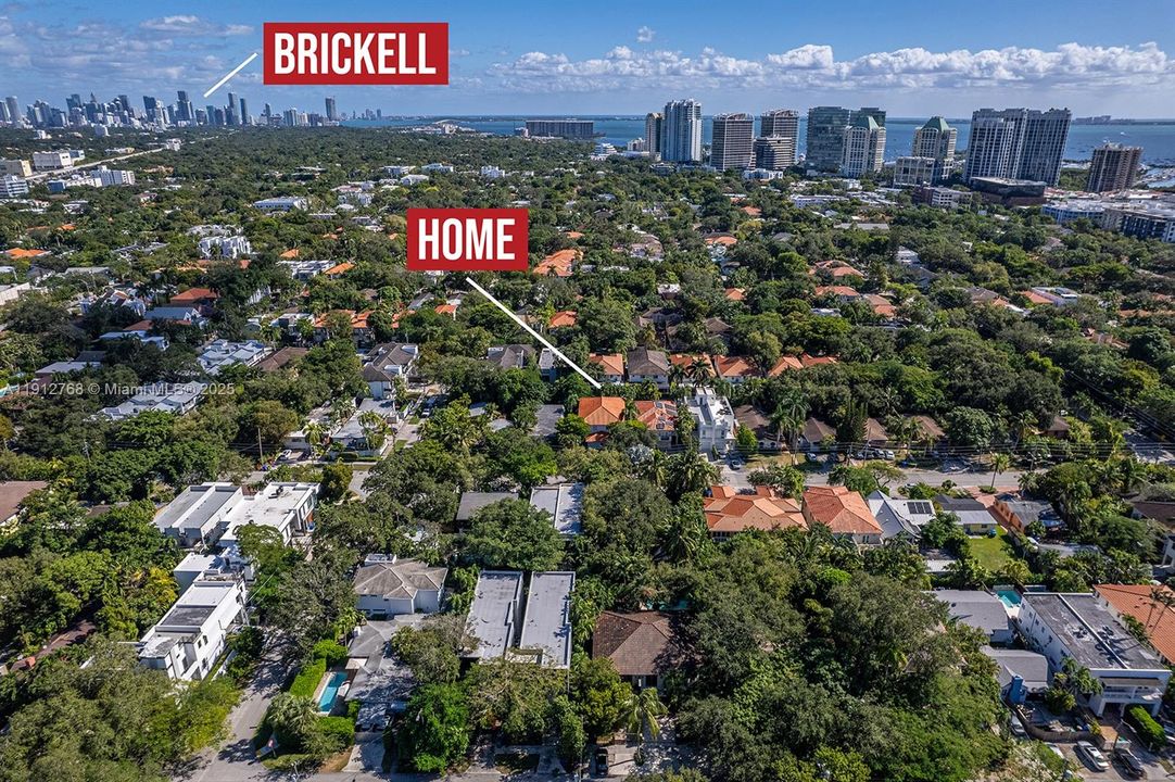 合同活跃: $7,600 (3 贝兹, 2 浴室, 2079 平方英尺)