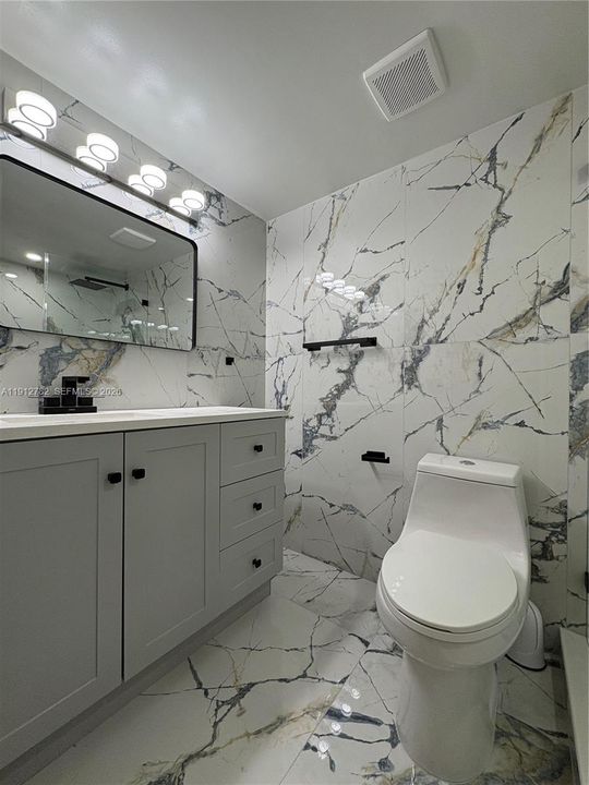 В аренду: $2,350 (2 спален, 2 ванн, 1086 Квадратных фут)