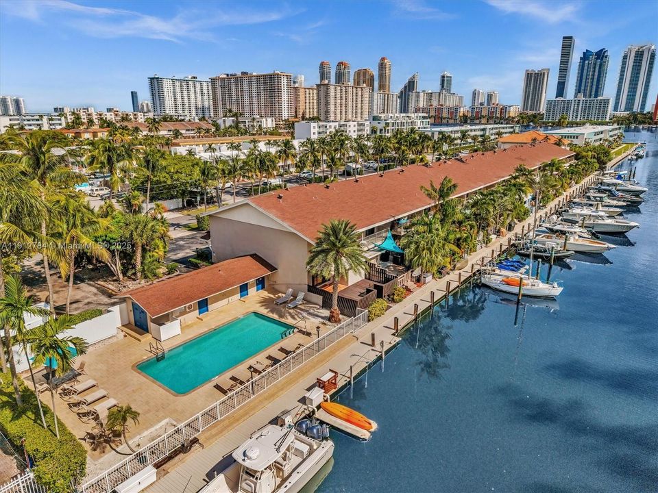 待售: $918,000 (3 贝兹, 2 浴室, 1936 平方英尺)