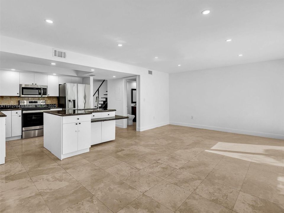 待售: $918,000 (3 贝兹, 2 浴室, 1936 平方英尺)