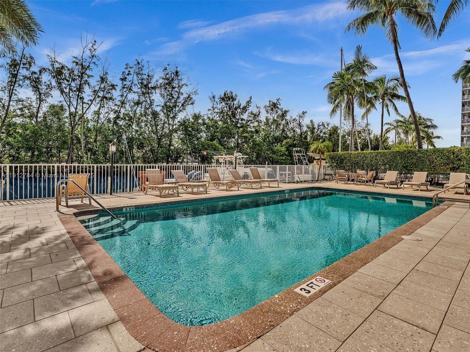 待售: $918,000 (3 贝兹, 2 浴室, 1936 平方英尺)