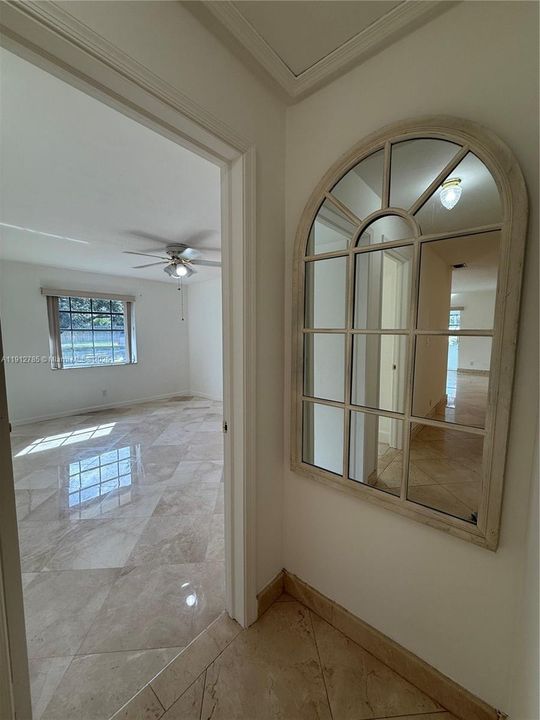 For Rent: $2,450 (2 beds, 2 baths, 1108 Square Feet)