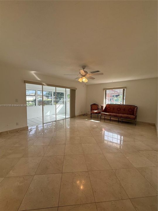 For Rent: $2,450 (2 beds, 2 baths, 1108 Square Feet)