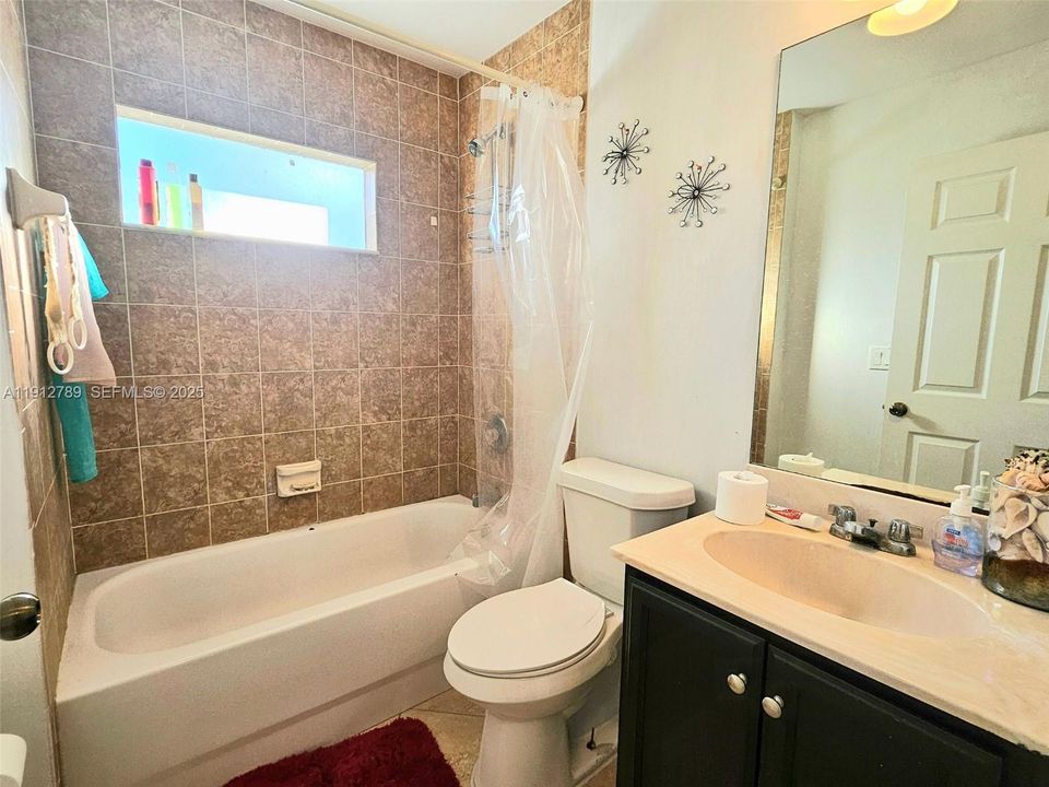 En Venta: $259,000 (2 camas, 1 baños, 0 Pies cuadrados)