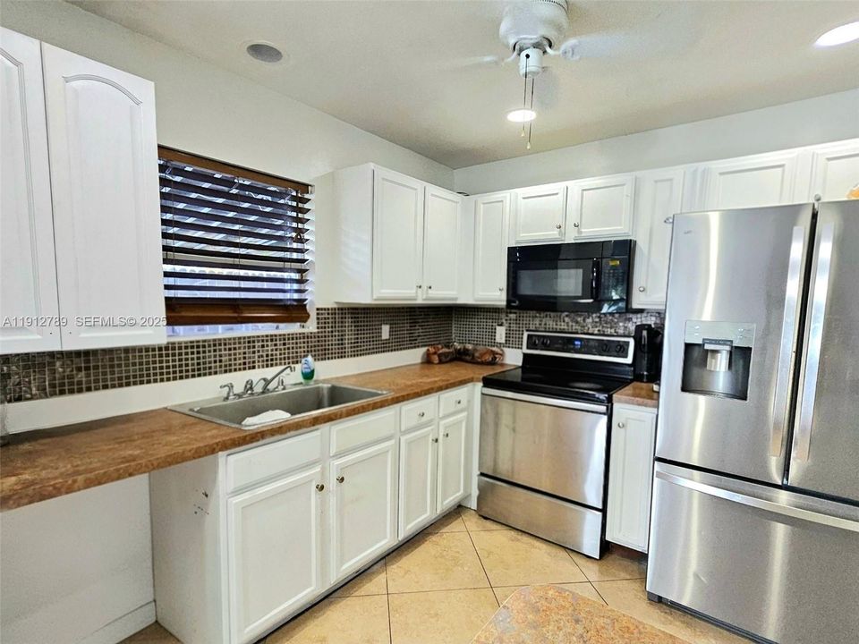 En Venta: $259,000 (2 camas, 1 baños, 0 Pies cuadrados)