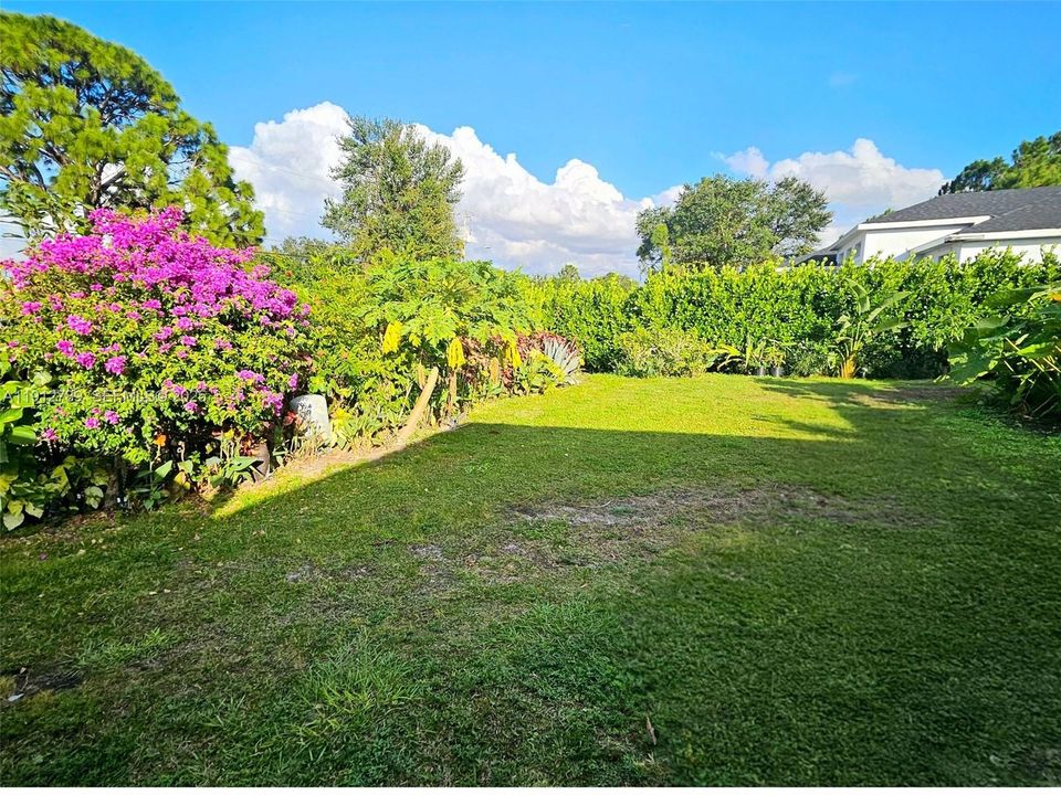 En Venta: $259,000 (2 camas, 1 baños, 0 Pies cuadrados)