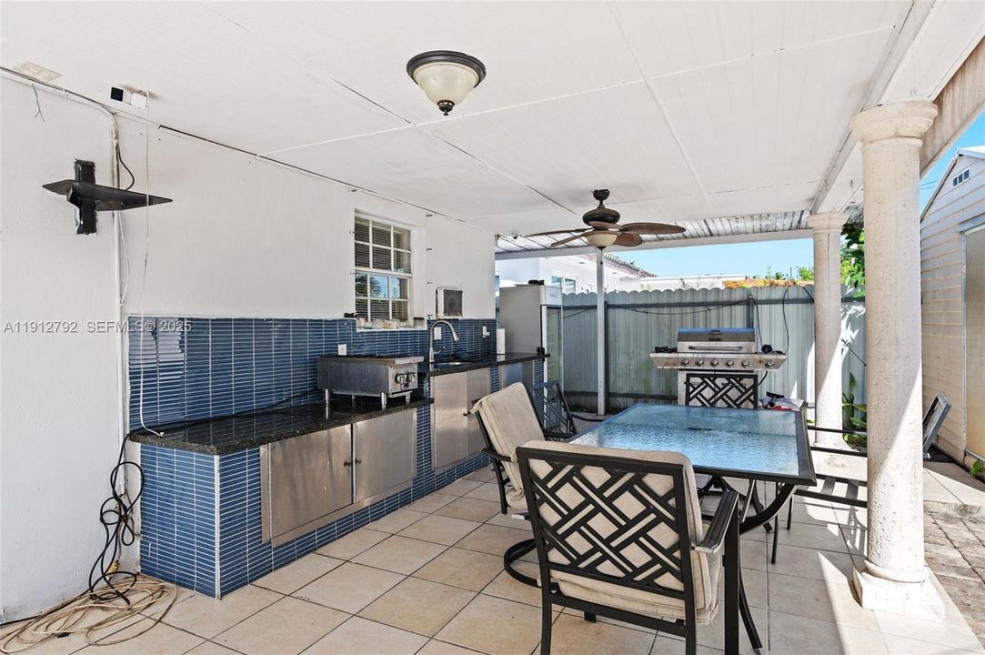 Active With Contract: $670,000 (5 beds, 3 baths, 1929 Square Feet)