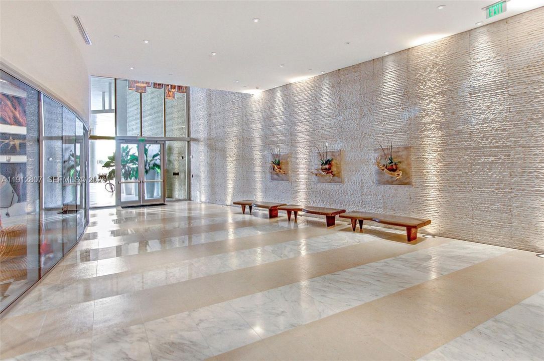 На продажу: $940,000 (2 спален, 2 ванн, 1237 Квадратных фут)