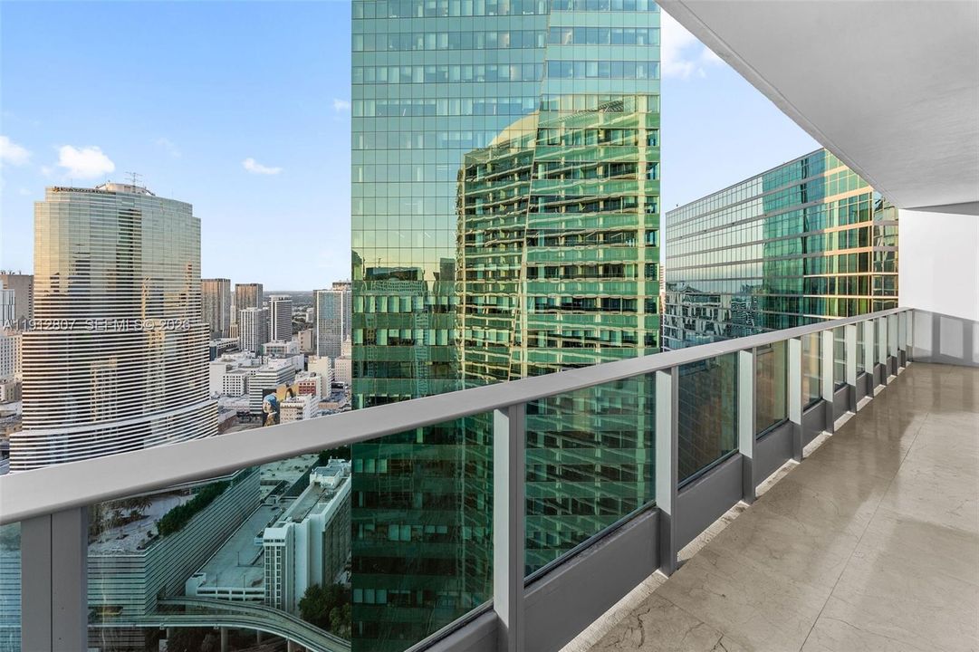 На продажу: $940,000 (2 спален, 2 ванн, 1237 Квадратных фут)