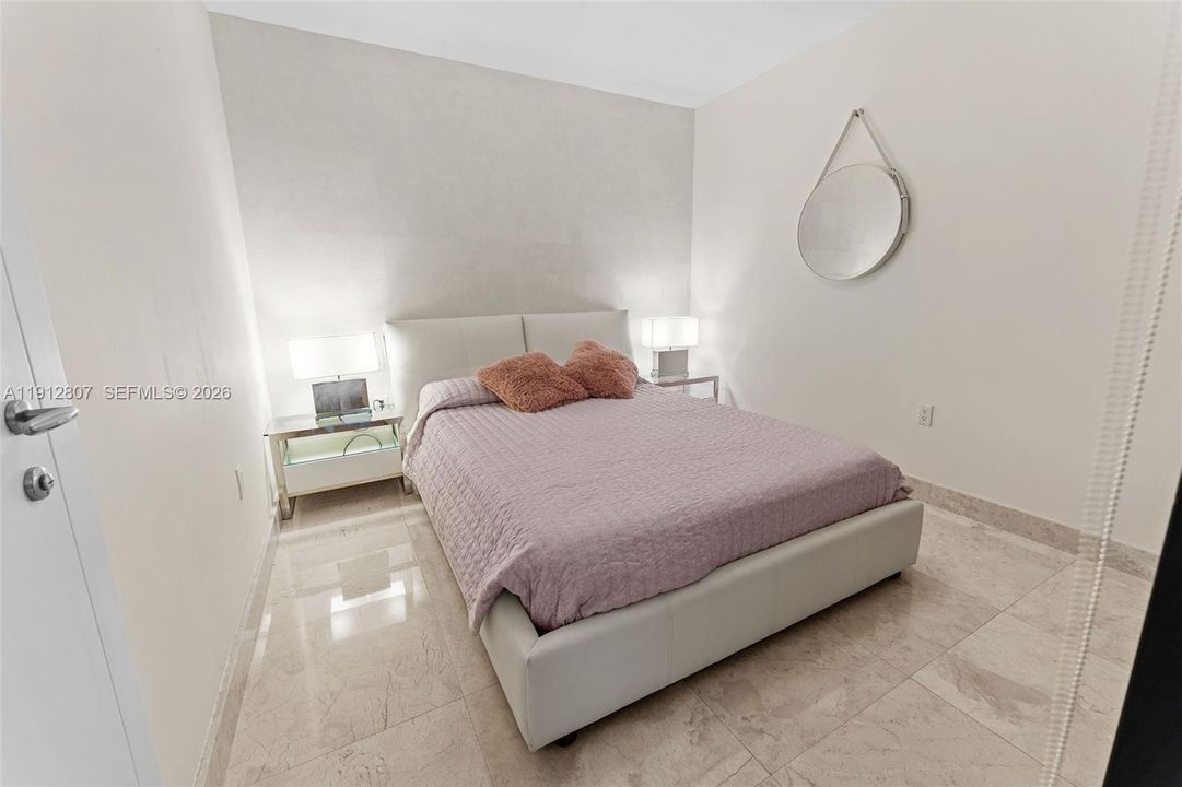 На продажу: $940,000 (2 спален, 2 ванн, 1237 Квадратных фут)