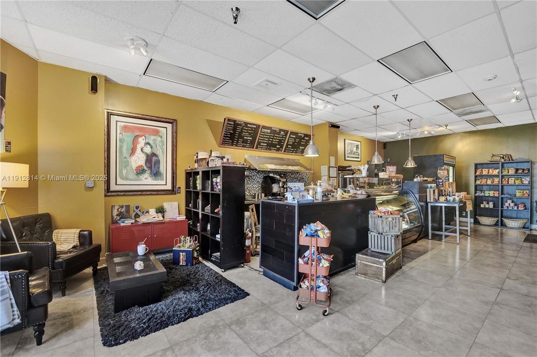 For Sale: $1,000,000 (4 beds, 3 baths, 2080 Square Feet)