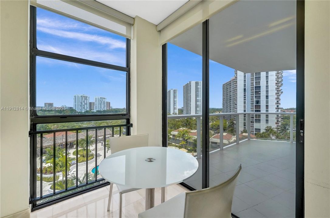 For Sale: $1,000,000 (4 beds, 3 baths, 2080 Square Feet)