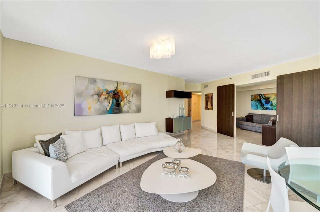 For Sale: $1,000,000 (4 beds, 3 baths, 2080 Square Feet)