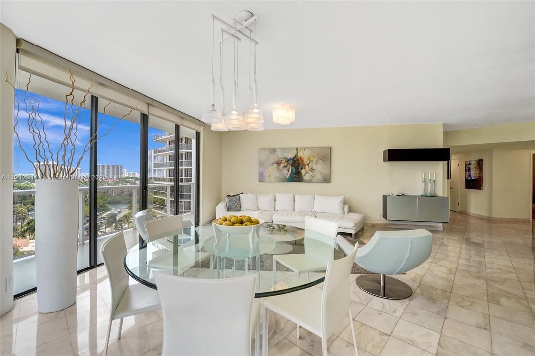 For Sale: $1,000,000 (4 beds, 3 baths, 2080 Square Feet)