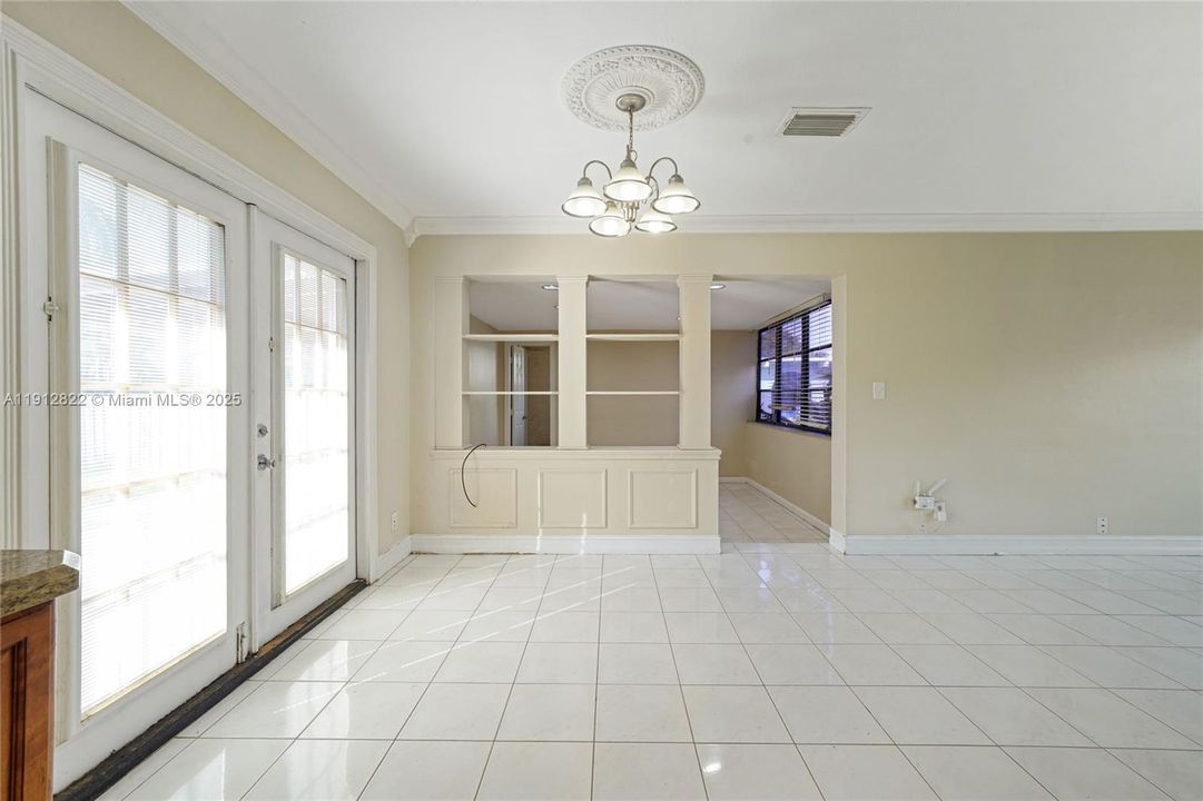 Activo con contrato: $479,900 (3 camas, 2 baños, 1248 Pies cuadrados)