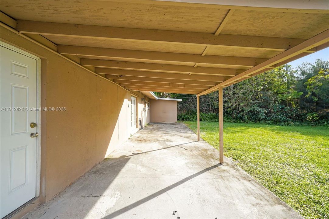 Activo con contrato: $479,900 (3 camas, 2 baños, 1248 Pies cuadrados)