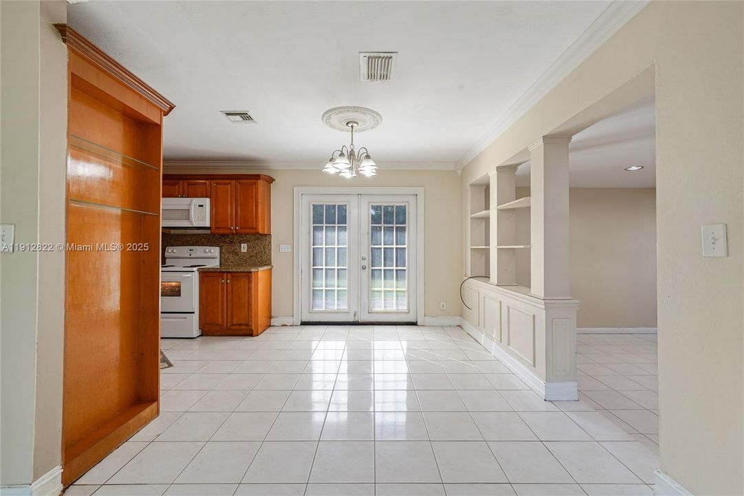 Activo con contrato: $479,900 (3 camas, 2 baños, 1248 Pies cuadrados)