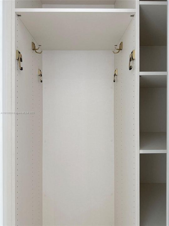 For Sale: $1,800,000 (2 beds, 2 baths, 875 Square Feet)