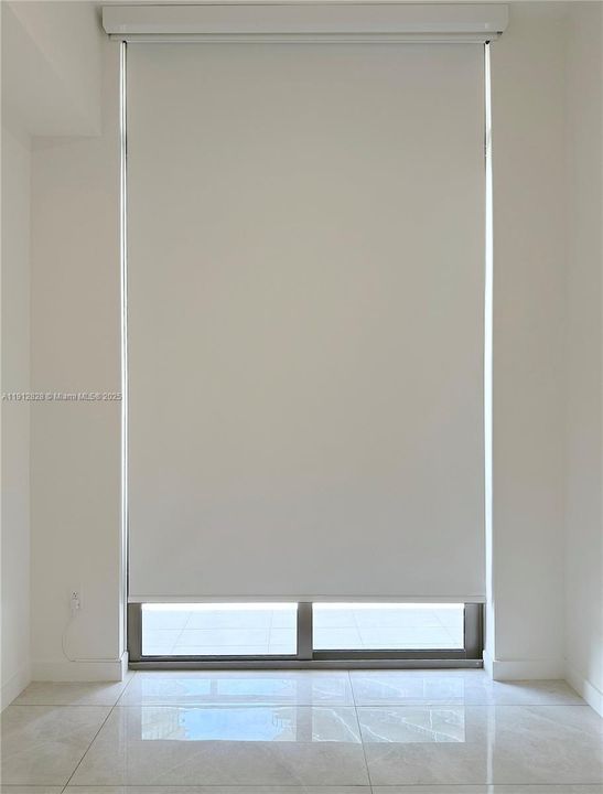 For Sale: $1,800,000 (2 beds, 2 baths, 875 Square Feet)