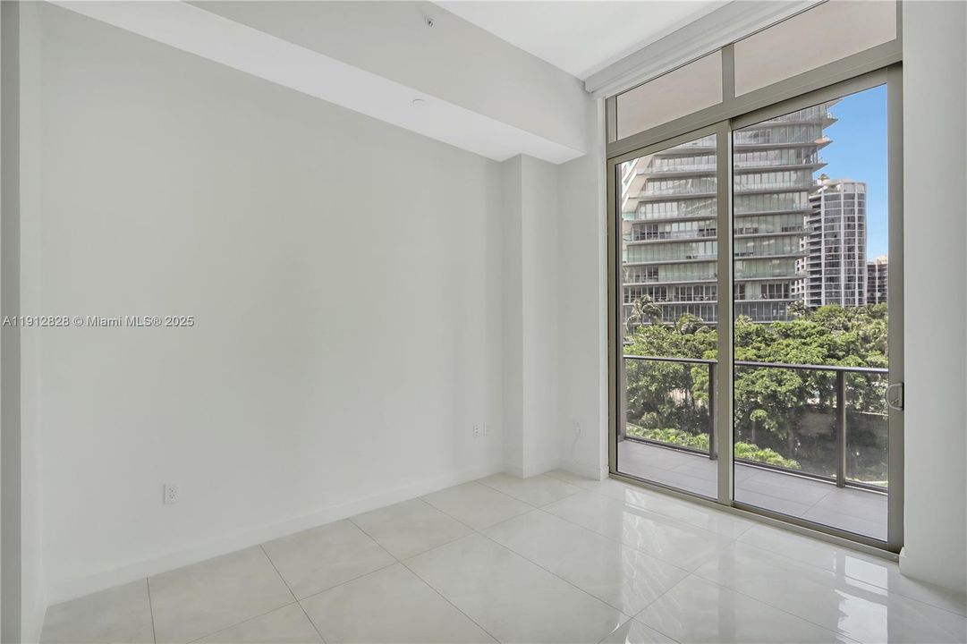 For Sale: $1,800,000 (2 beds, 2 baths, 875 Square Feet)