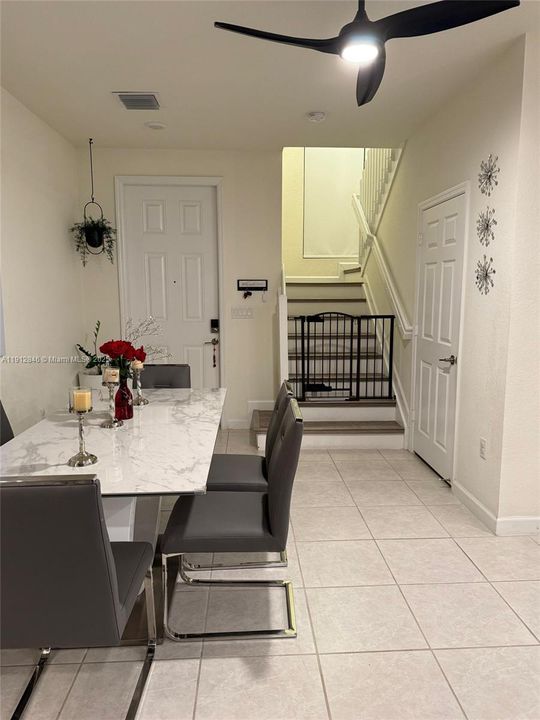 For Sale: $555,000 (3 beds, 2 baths, 1332 Square Feet)