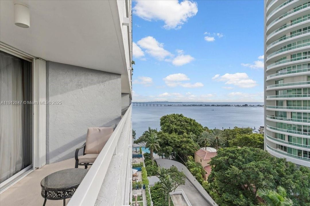 На продажу: $950,000 (3 спален, 2 ванн, 1792 Квадратных фут)