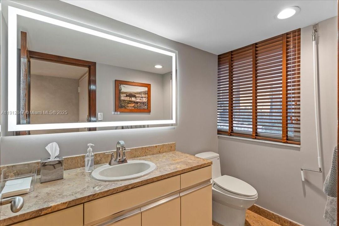 На продажу: $950,000 (3 спален, 2 ванн, 1792 Квадратных фут)