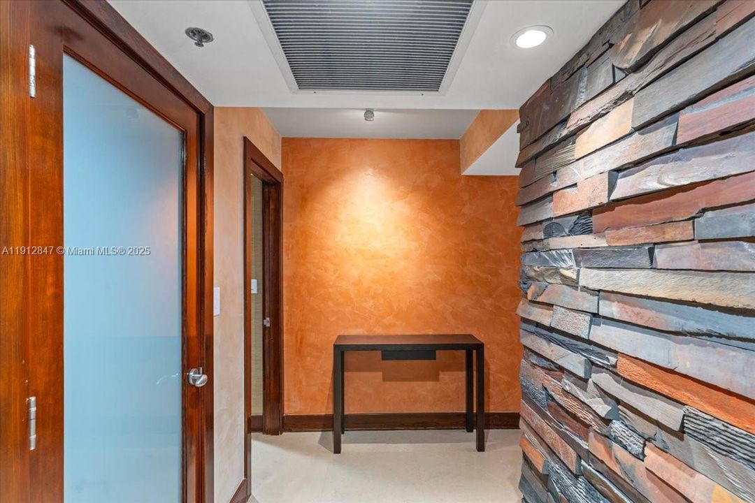 На продажу: $950,000 (3 спален, 2 ванн, 1792 Квадратных фут)