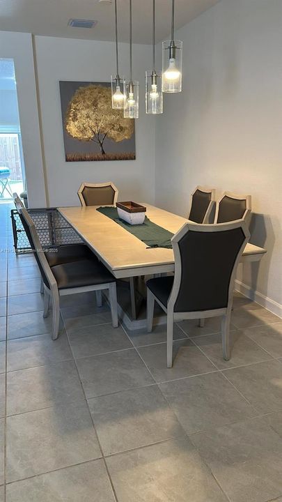 На продажу: $534,000 (3 спален, 2 ванн, 1612 Квадратных фут)