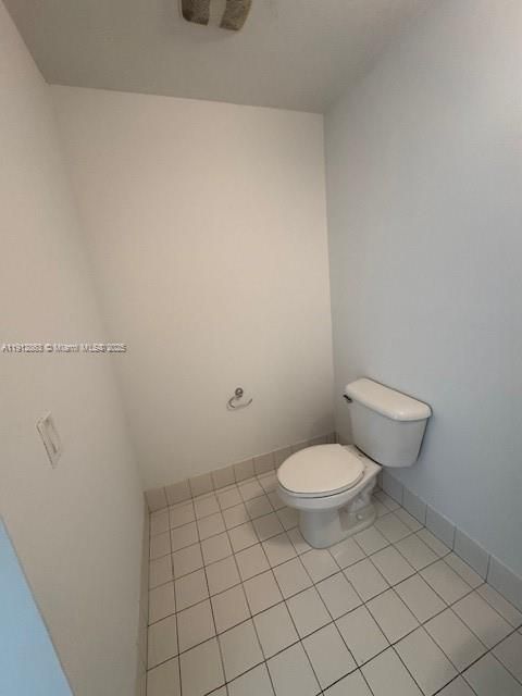 Active With Contract: $5,800 (2 beds, 2 baths, 1334 Square Feet)