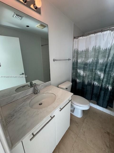 Active With Contract: $5,800 (2 beds, 2 baths, 1334 Square Feet)