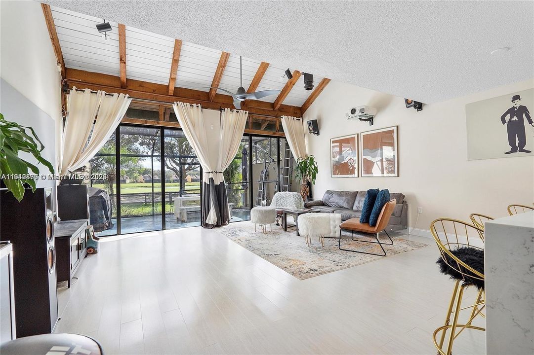 For Rent: $3,400 (2 beds, 2 baths, 1318 Square Feet)