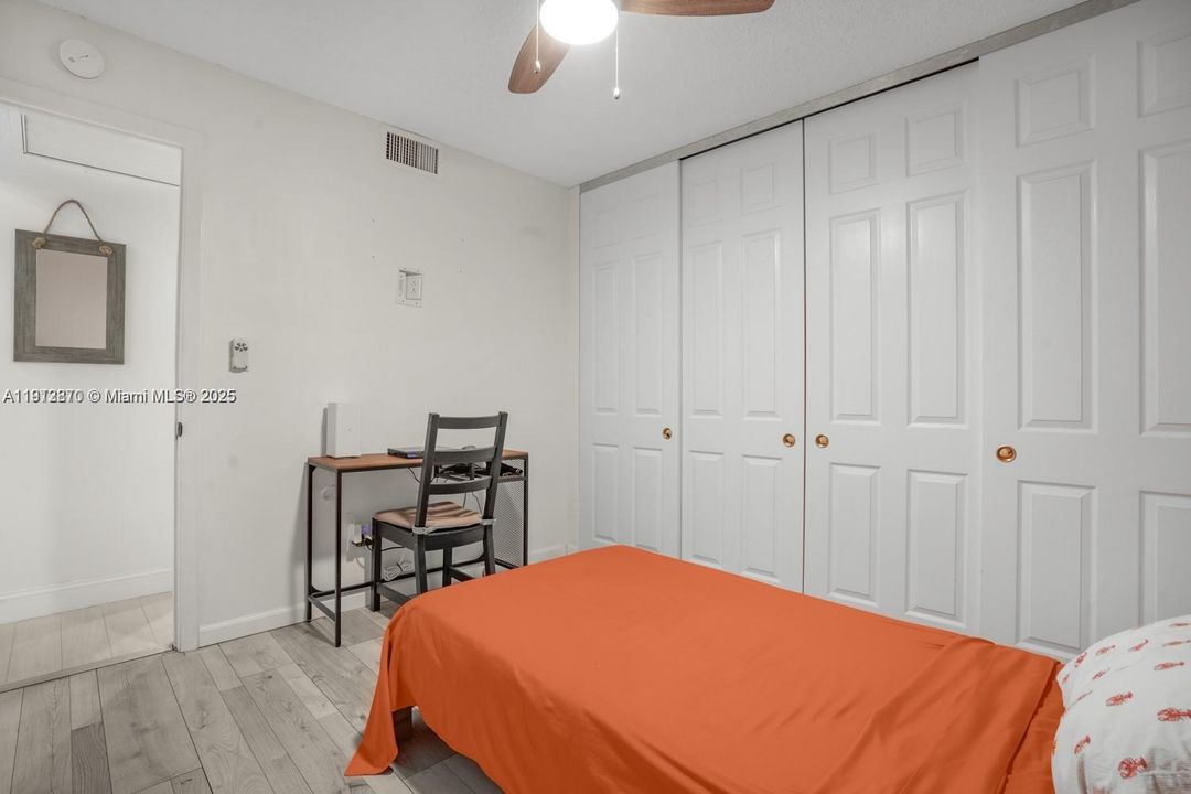 For Rent: $3,400 (2 beds, 2 baths, 1318 Square Feet)