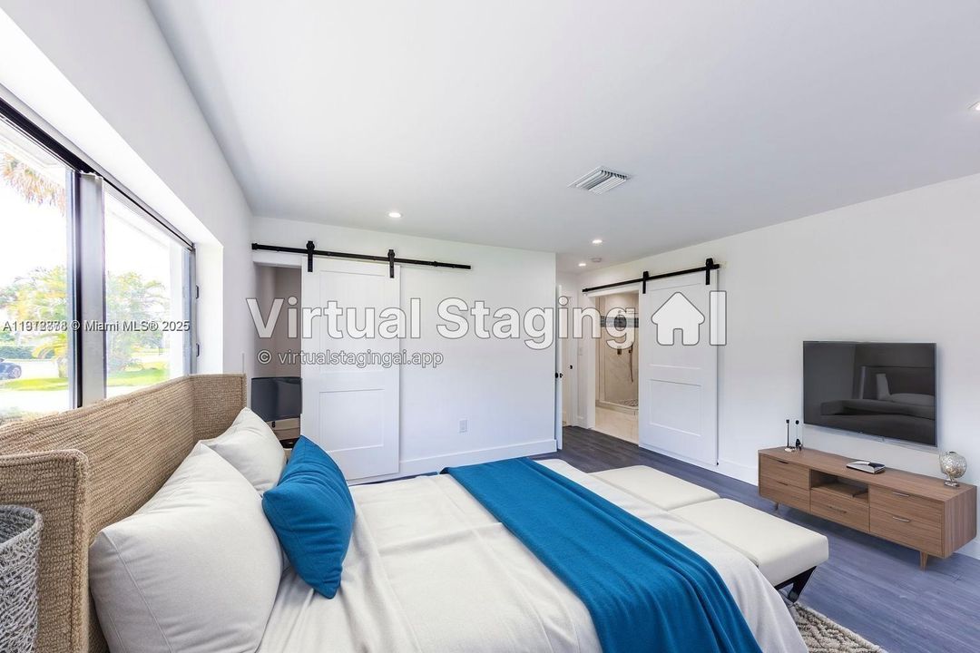 2nd End Suite - Virtually Staged